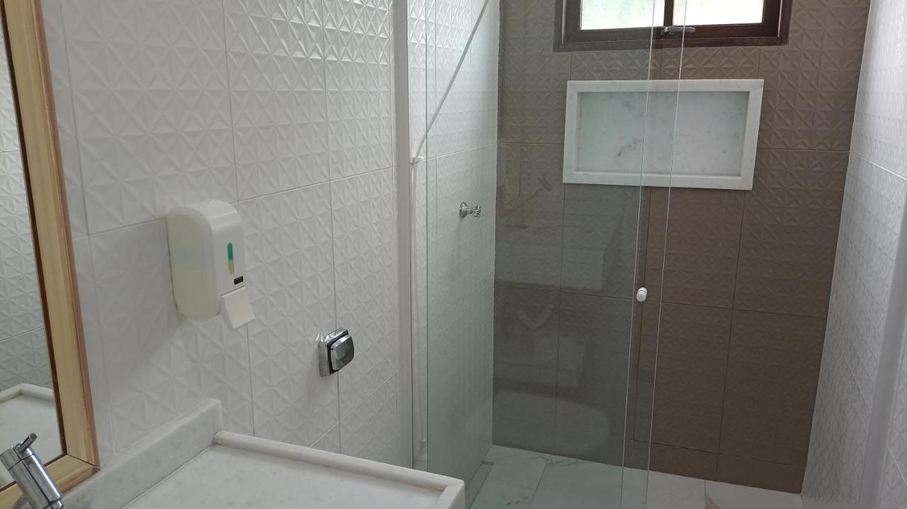 Casa Roxa Com Piscina Em Condominio 파라티 외부 사진